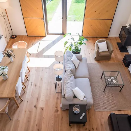 Loft In *
