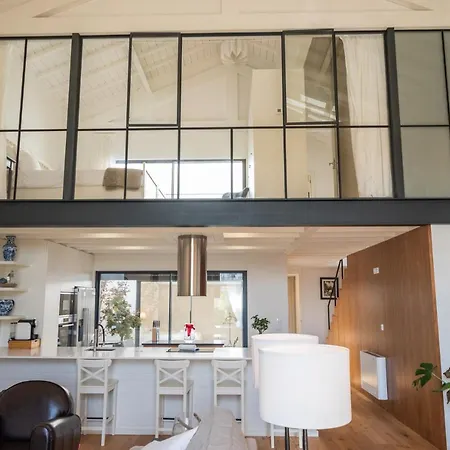 Loft In Willa Porto